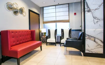 Pointe Plaza Hotel