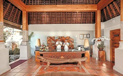Modern 1BR w/ pool near Petitenget Beach Seminyak