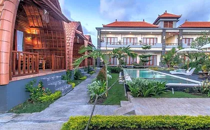 Mailaku House