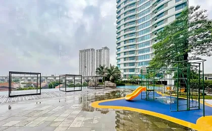 RedLiving Apartemen Grand Kamala Lagoon - Kita Kita Property Tower Emerald