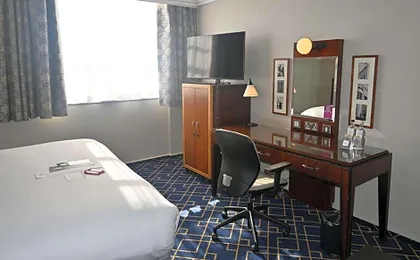 Crowne Plaza Liverpool - John Lennon Airport By IHG