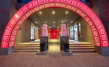 Aiden Los Angeles Downtown Dragon Gate Inn