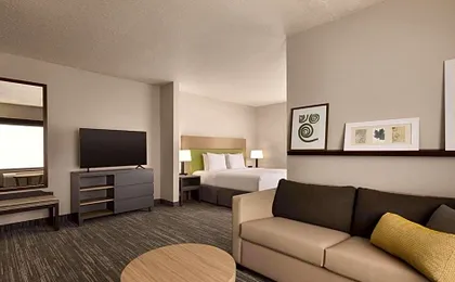 Country Inn & Suites by Radisson, RJ Stadium - Tampa Airport East
