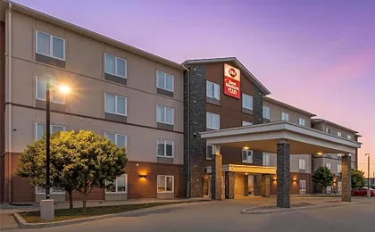 Best Western Plus Winnipeg West