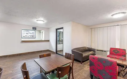 Super 8 by Wyndham North Sioux City