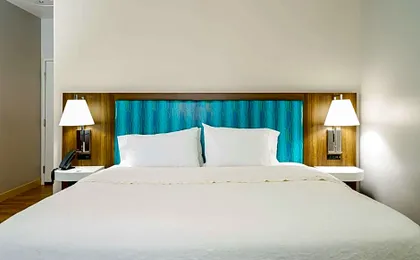 Hampton Inn Garden City