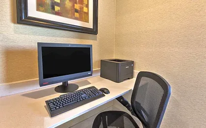 Country Inn & Suites by Radisson, Benton Harbor-St. Joseph, MI