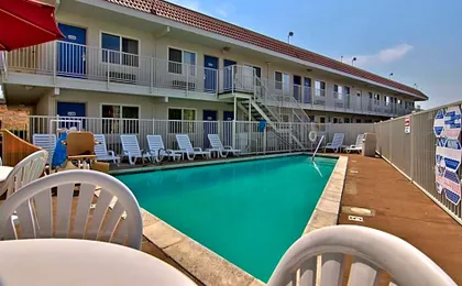 Motel 6-Sacramento, CA - Old Sacramento North