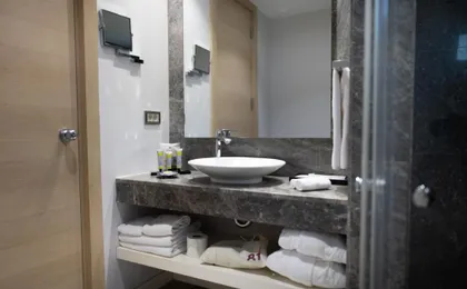 No 81 Hotel
