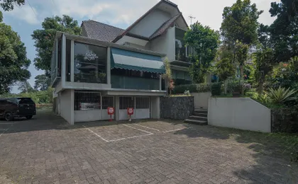 RedDoorz near UPI Setiabudi 2