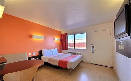 Motel 6 Laredo, TX - South