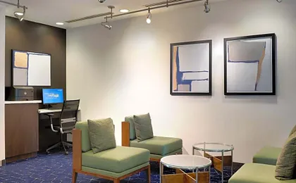 Courtyard by Marriott Edison Woodbridge