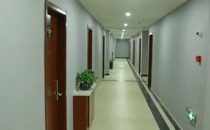 Lanting Hotel