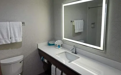 Holiday Inn Express Hotel & Suites West Chester By IHG