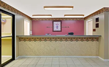 Super 8 by Wyndham Kosciusko