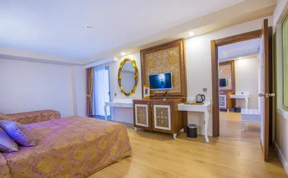 Jadore Deluxe Hotel & Spa