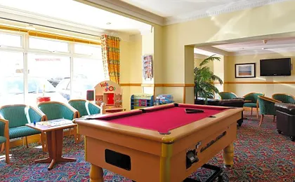 The Riviera Hotel & Apartments - Alum Chine