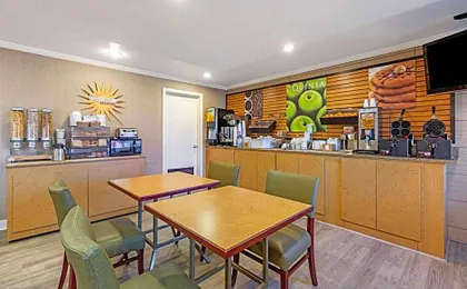 La Quinta Inn & Suites by Wyndham El Paso East