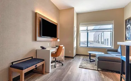 Cambria Hotel Portland Downtown Old Port