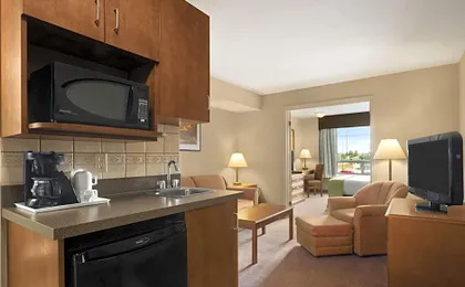 Super 8 by Wyndham Fort St. John BC