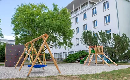 campus Horn