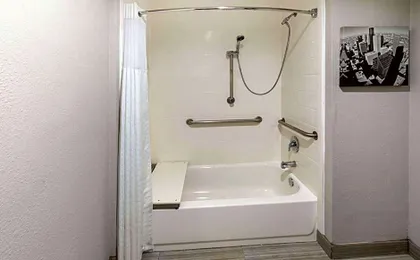 La Quinta Inn & Suites by Wyndham Houston NW Brookhollow
