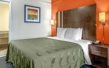 Quality Inn & Suites Jacksonville-Baymeadows