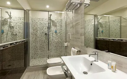 Adesso Hotel