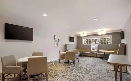 Sonesta ES Suites Reno