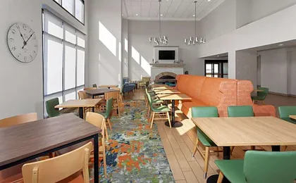 Hampton Inn & Suites Alexandria