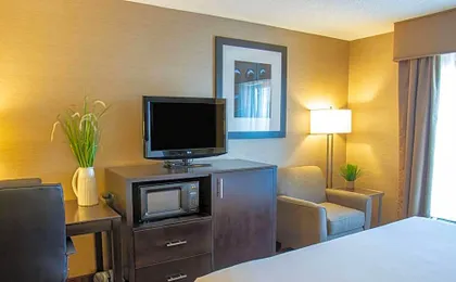 Country Inn & Suites by Radisson, Garden City, KS