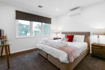 Boutique Stays - Caulfield Central