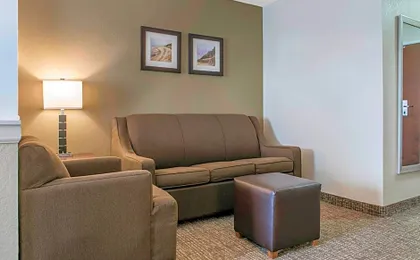 Comfort Inn & Suites Porter Near Indiana Dunes