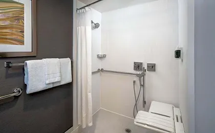 Courtyard by Marriott Memphis East/Park Avenue