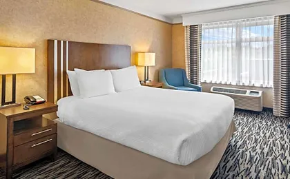 Best Western Plus Pitt Meadows Inn & Suites