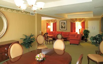DoubleTree Suites by Hilton Hotel Philadelphia West