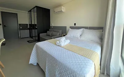 Flat espacoso e confortavel para ate 4 pessoas.