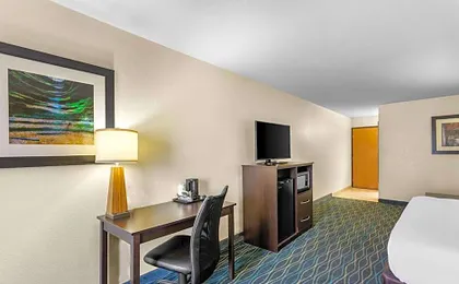 Best Western Oglesby Inn
