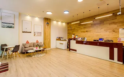 J HOTEL