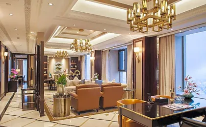 Chengdu Yunhao Holiday Hotel