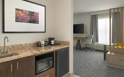 Hampton Inn & Suites Rochester/Henrietta