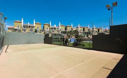 PLAYA GOLF