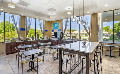 Best Western Inn & Suites Monroe