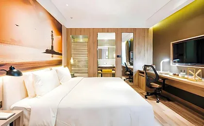 Vienna Hotel Shanghai Hongqiao Huaxin Road
