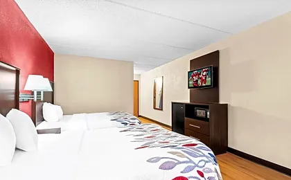 Red Roof Inn Cortland