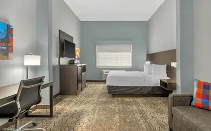 Best Western Plus New Caney Inn & Suites