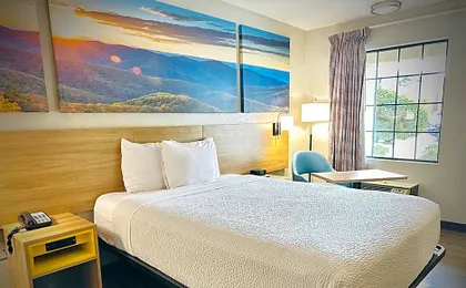 Days Inn by Wyndham Alexandria
