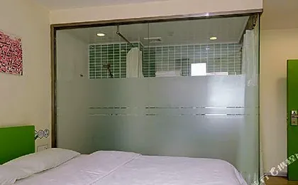 99 Optimal Hotel (Baotou Donghe East Railway Station)