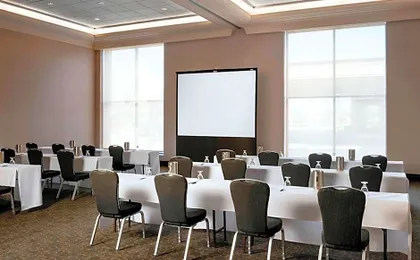 Sheraton Toronto Airport Hotel & Conference Centre