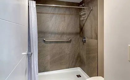 HOM Hotel Gainesville, SureStay Collection by Best Western